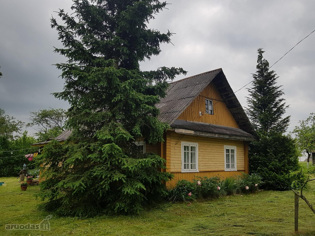 Parduodama sodyba Papiškių kaime, šalia yra