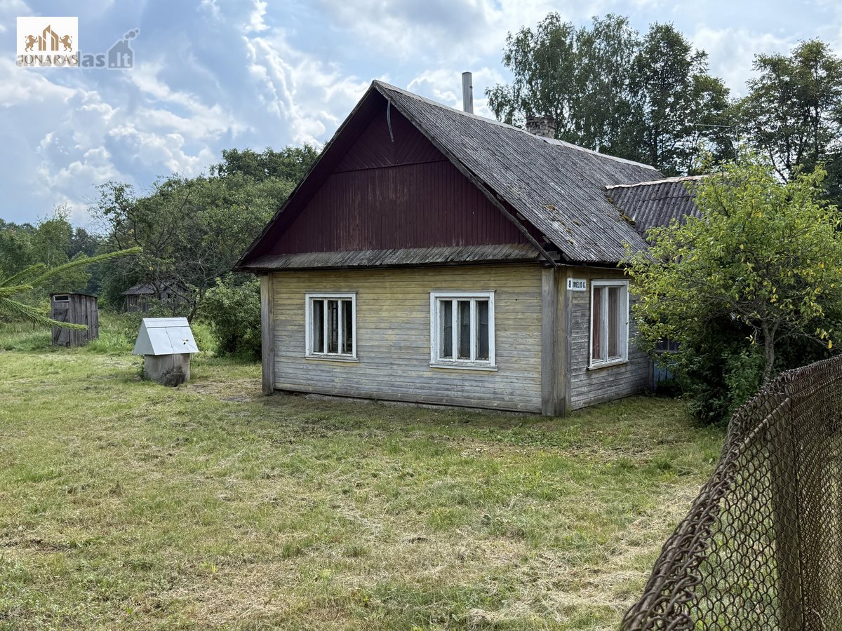 Parduodama autentiška sodyba Varėnos r. sav,.