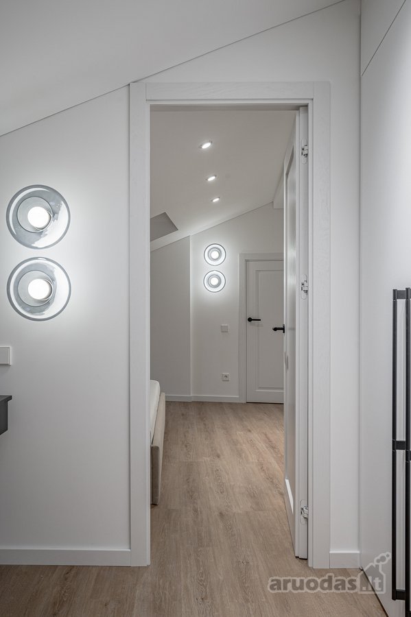 Išnuomojamas moderniai įrengtas 2 kambarių - nuotraukos Nr. 16