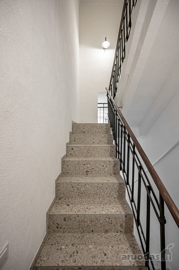 Išnuomojamas moderniai įrengtas 2 kambarių - nuotraukos Nr. 24