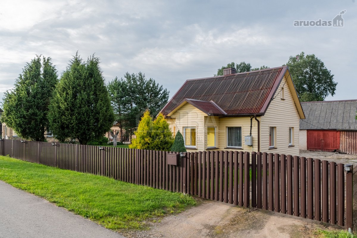 Parduodamas gyvenamasis namas Radviliškio