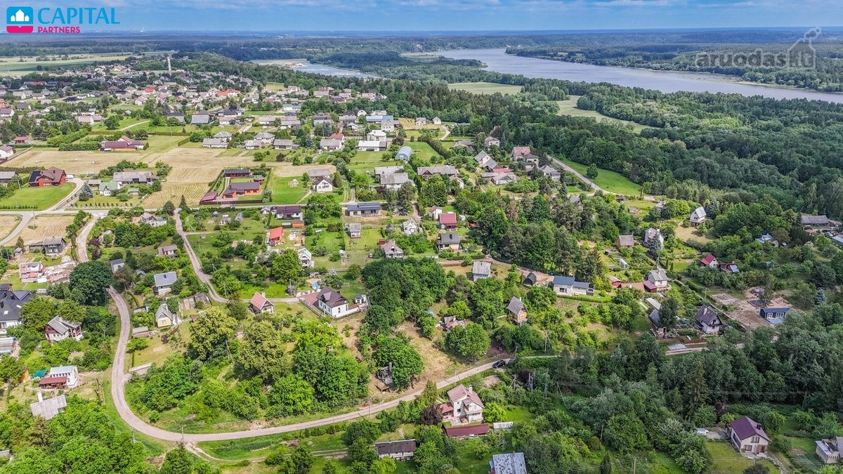 Nuostabioje Vietoje, Soduose Šalia Piliuonos - nuotraukos Nr. 2
