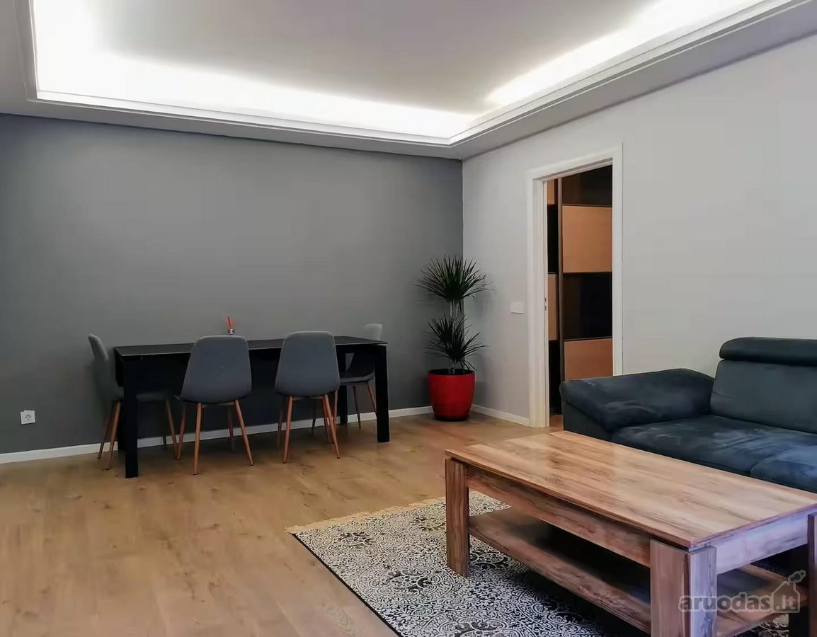 Butas įsikūręs ramioje Senamiesčio gatvėje, - nuotraukos Nr. 3