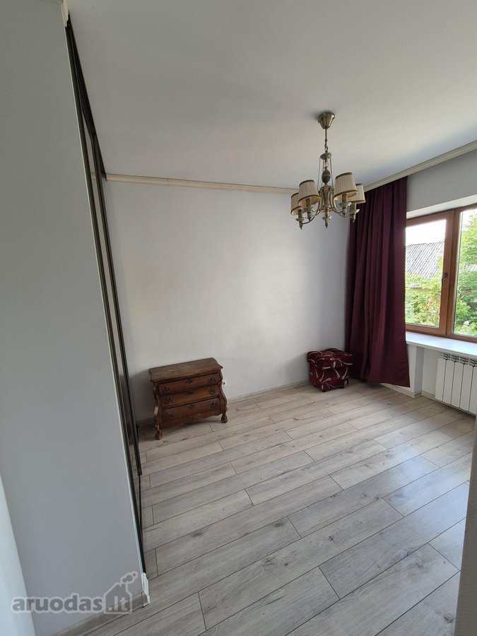 Už buto kainą parduodama namo dalis labai - nuotraukos Nr. 6