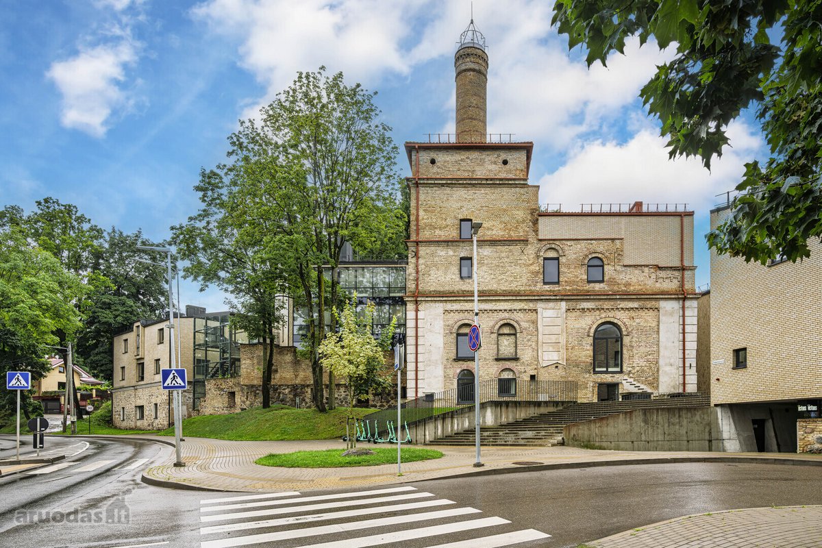 Parduodamos 196,10 m² komercinės patalpos - nuotraukos Nr. 2