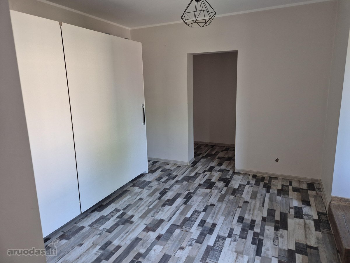 Už buto kainą parduodama namo dalis labai - nuotraukos Nr. 12