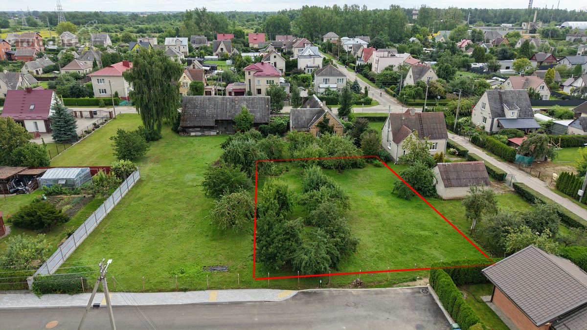 Gražioje Kėdainių miesto dalyje parduodamas 7