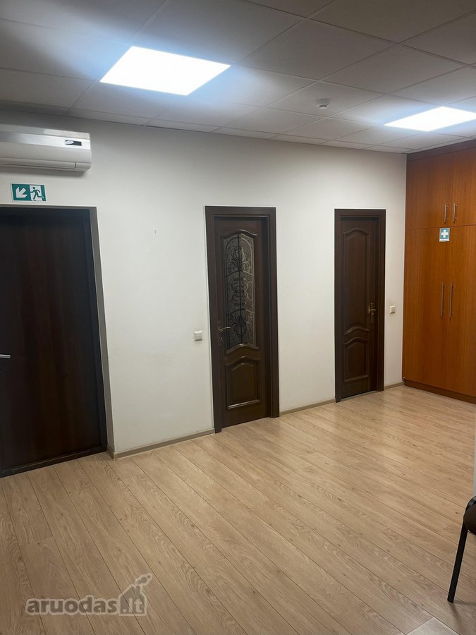 Išnuomojamos 105,18 kv.m. administracinės - nuotraukos Nr. 9