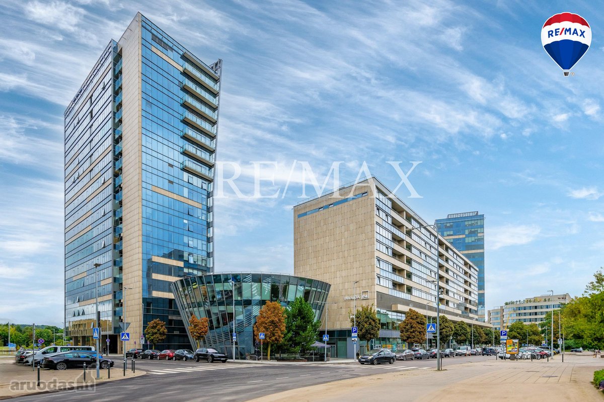 Prestigious premises For Sale In The City Center!