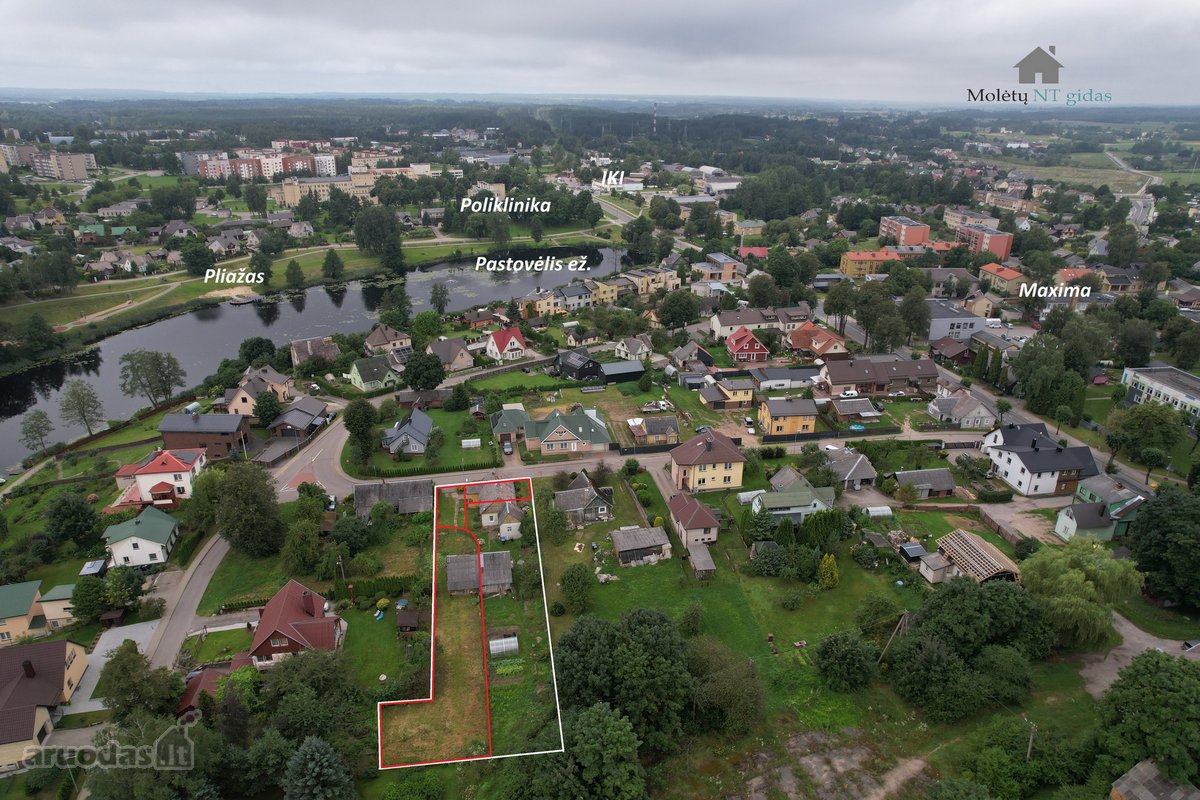 Puse Namo Su 6,7 Aro Sklypu Molėtų Centre, - nuotraukos Nr. 2