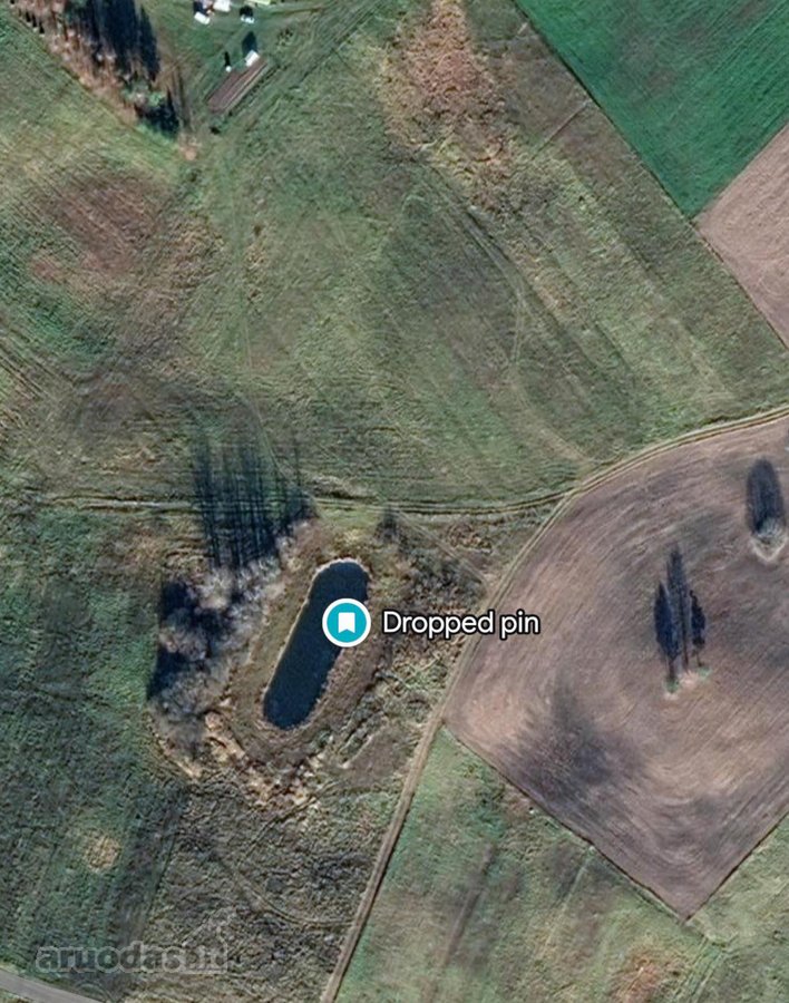 Visiškai šalia Molėtų miesto (atstumas tik 1