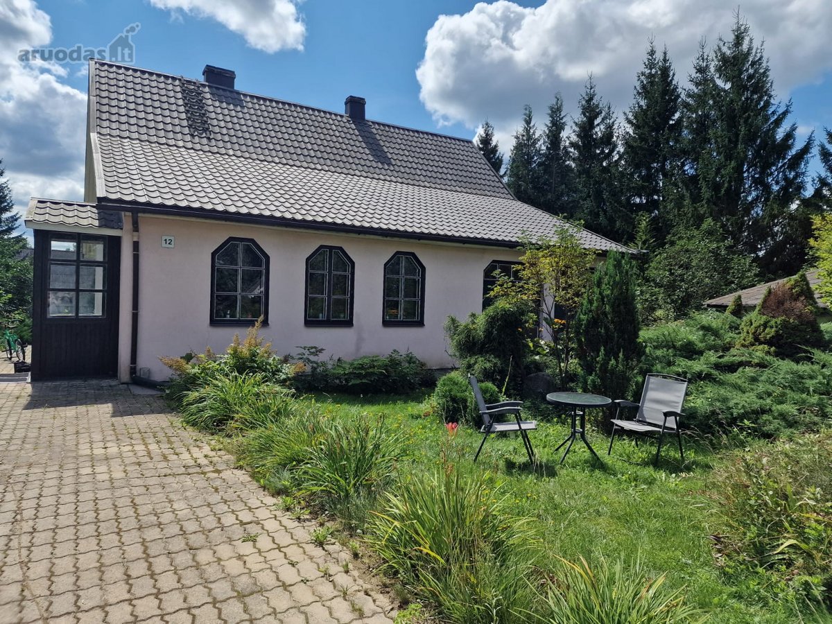 Parduodamas mūrinis namas Čiužiakampio k.,