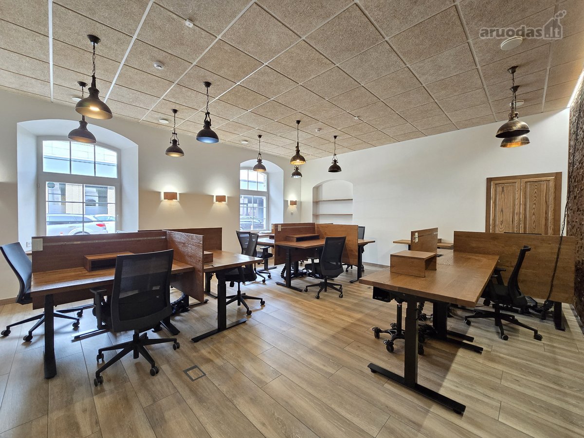 Išnuomojamos 120 m2 ploto biuro/prekybos