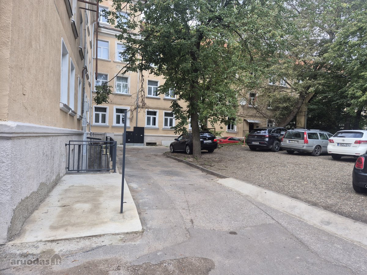 Parduodamos patalpos pusrusyje su dideliais - nuotraukos Nr. 4
