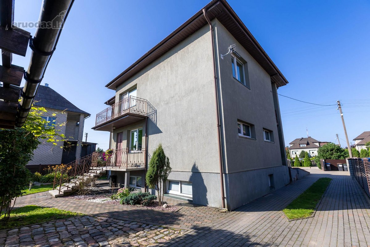 Parduodams išskirtinai jaukus šeimos namas - nuotraukos Nr. 5