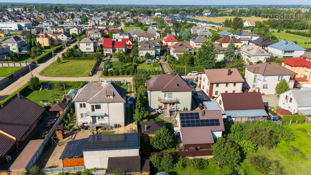 Parduodams išskirtinai jaukus šeimos namas - nuotraukos Nr. 9