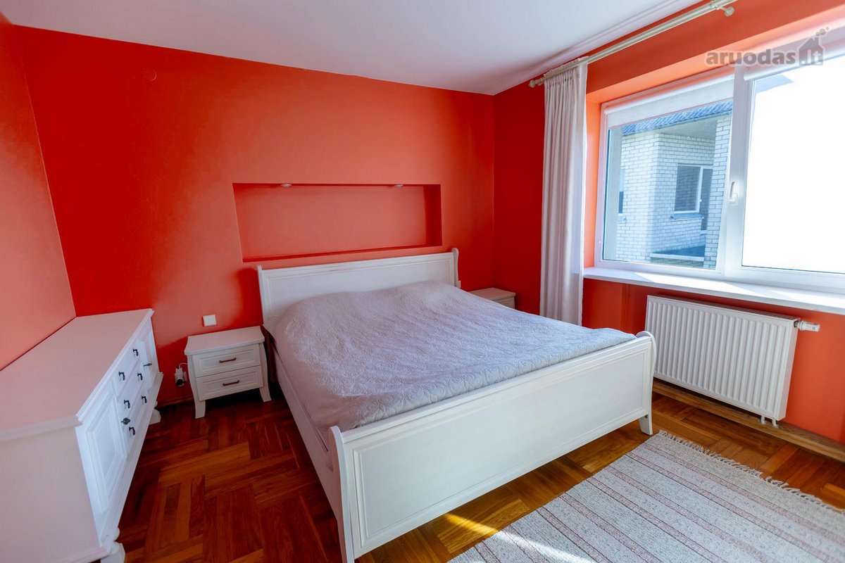 Parduodams išskirtinai jaukus šeimos namas - nuotraukos Nr. 12