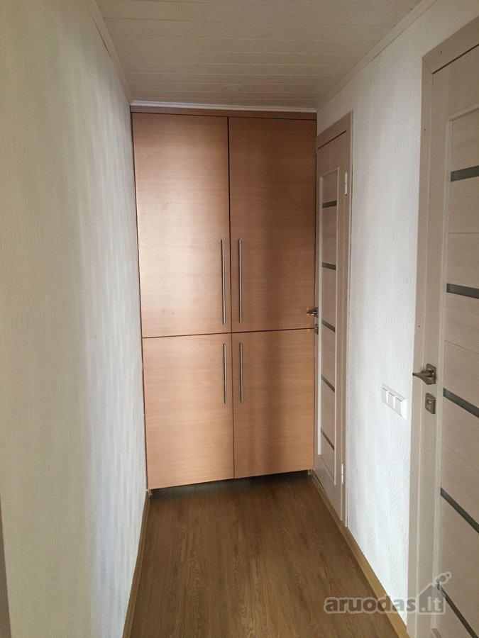 Nuo spalio vidurio nuomojamas tvarkingas - nuotraukos Nr. 10