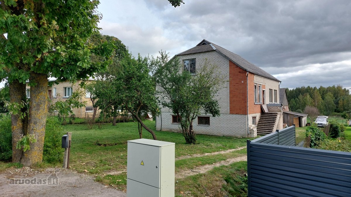 Parduodamas 0,5 h.sklypas su gyvenamu namu ir - nuotraukos Nr. 2