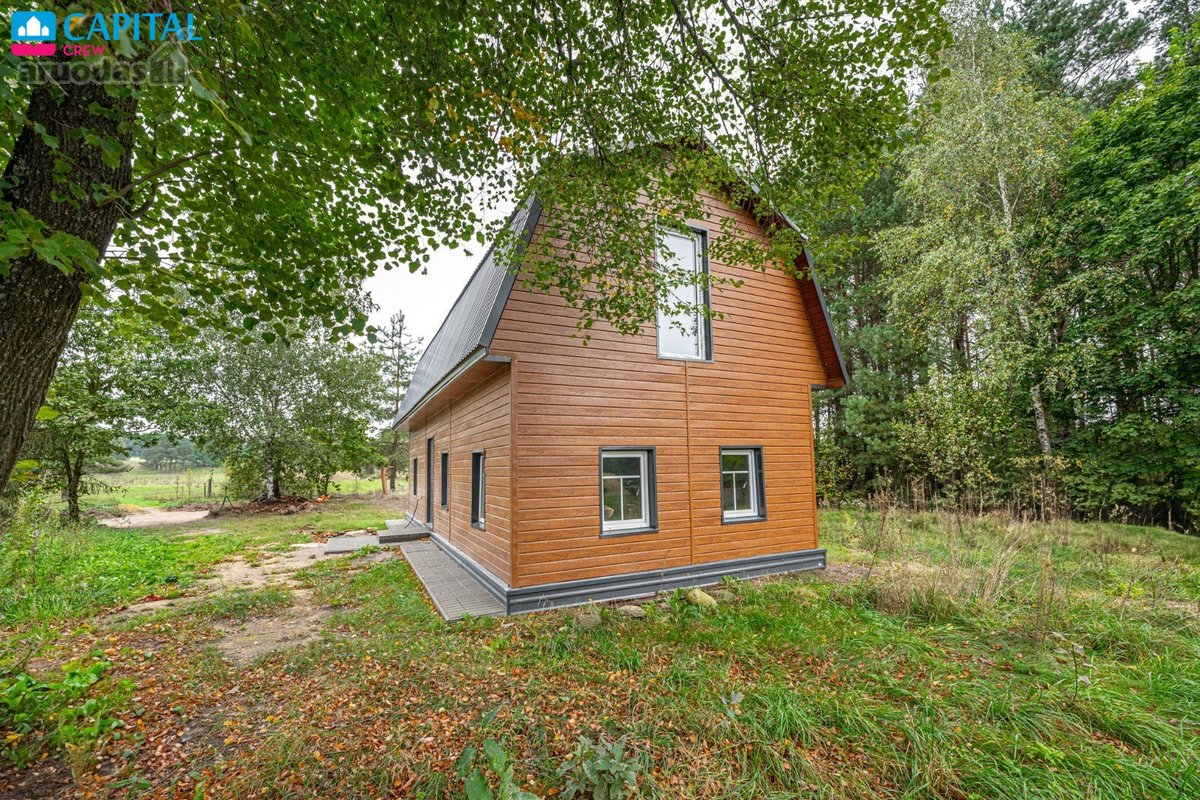 Parduodama Sodyba Su 2.27 Ha. Žemės Sklypu –