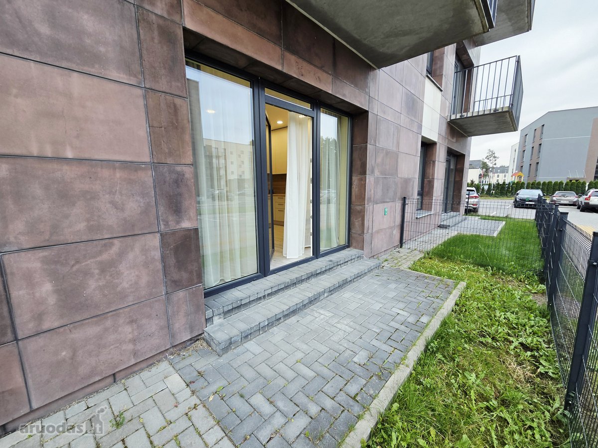 Nuomojamas šiuolaikiškas ir jaukus 1 kambario - nuotraukos Nr. 12