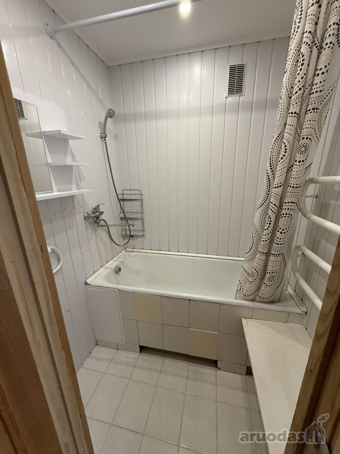 Nuomojamas erdvus 2 kambarių butas - nuotraukos Nr. 10