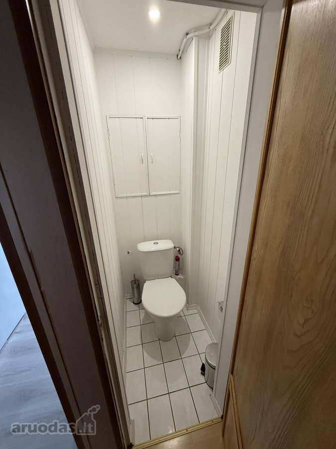 Nuomojamas erdvus 2 kambarių butas - nuotraukos Nr. 11