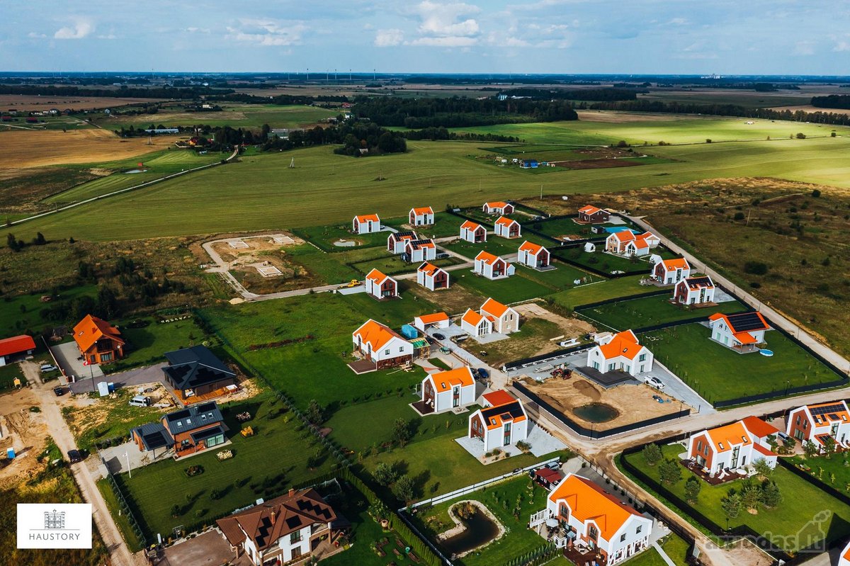 Parduodamas erdvus dviejų aukštų kotedžas - nuotraukos Nr. 4