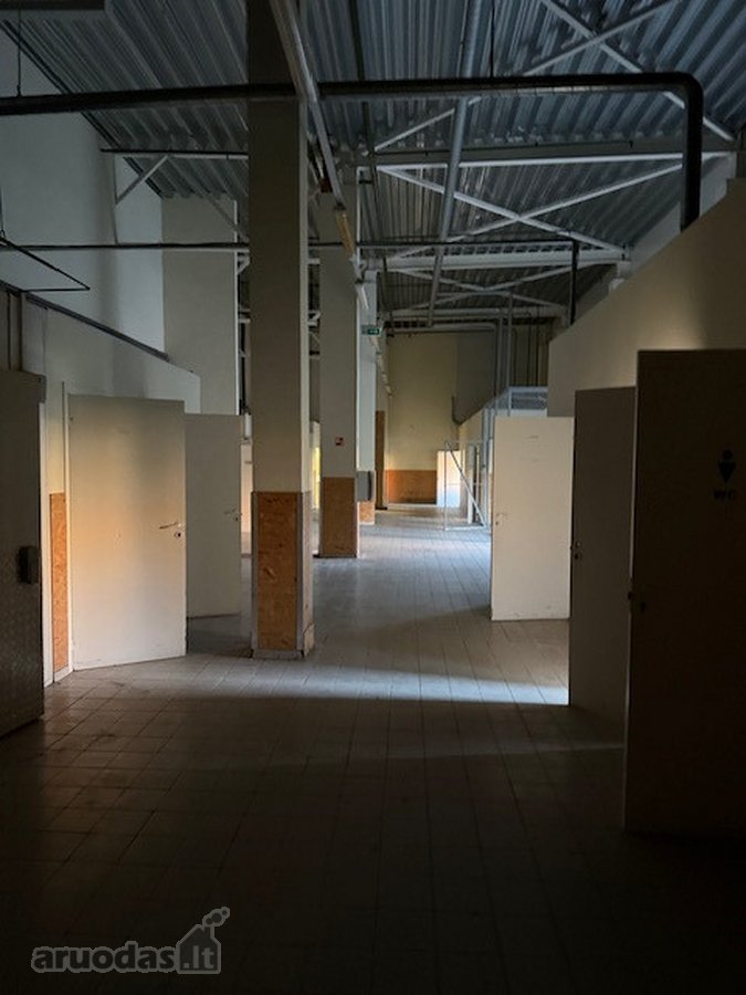 Pietiniame miesto rajone, buvusio prekybos - nuotraukos Nr. 11
