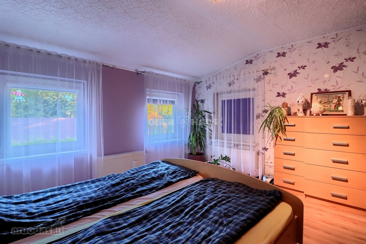 Parduodamas dviejų dalių namas su atskirais - nuotraukos Nr. 13