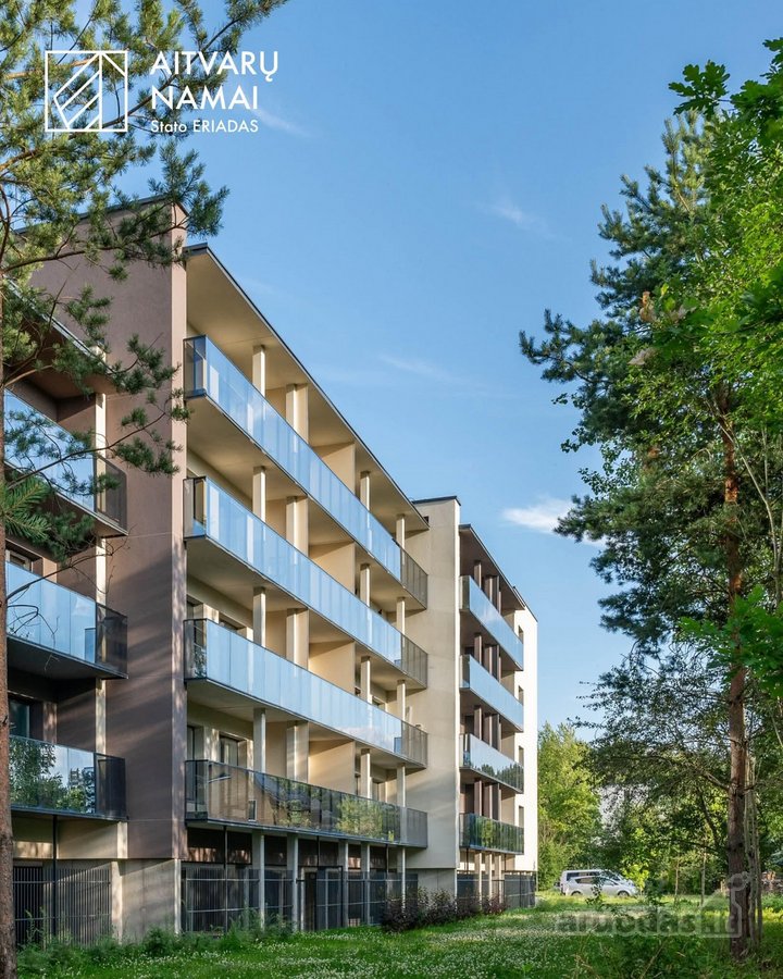 Stilingas 2 k. butas Lazdynėliuose, šalia - nuotraukos Nr. 3