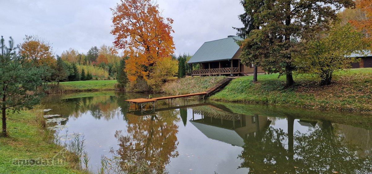 Sodyba atokiau nuo kaimynų, labai ramioje