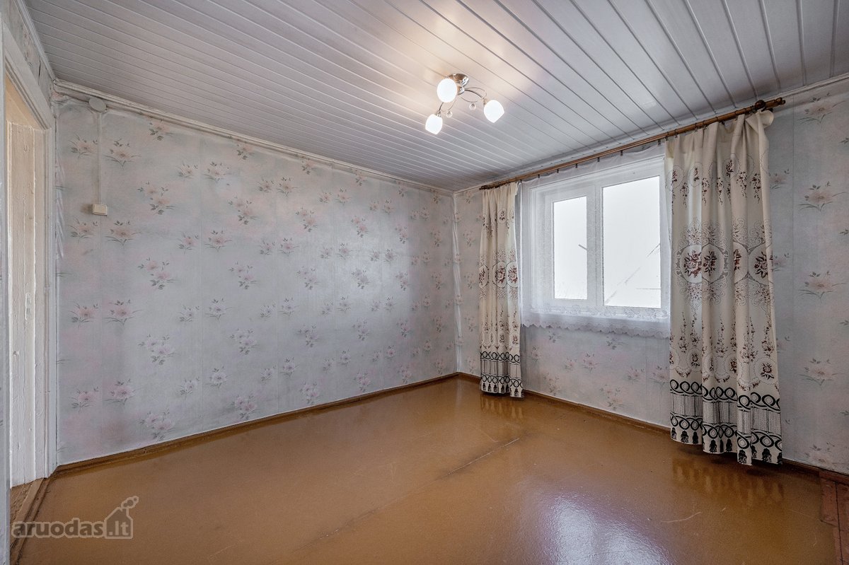 Parduodama Tvarkinga Namo Dalis Su 4 Arais Ir - nuotraukos Nr. 19
