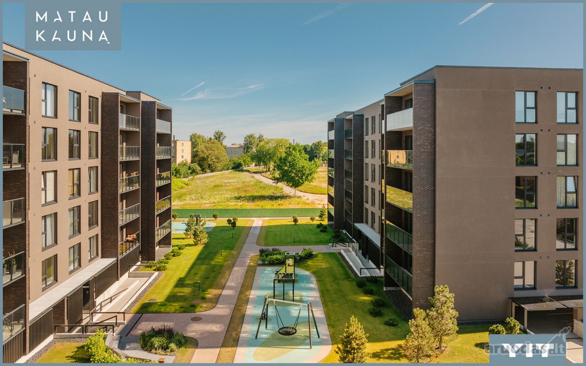 Parduodamas erdvus 3 kambarių butas su - nuotraukos Nr. 18