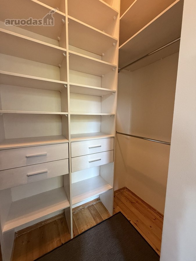 Ilgam laikui išnuomojamas 2 kambarių butas - nuotraukos Nr. 19