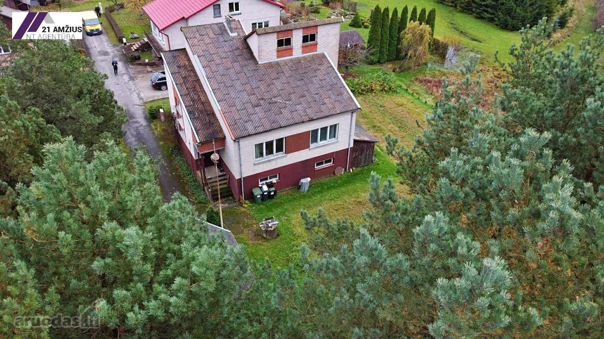 Parduodamas jaukus dviejų aukštų namas su - nuotraukos Nr. 2