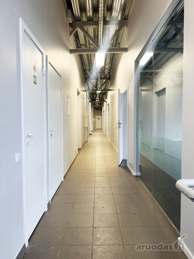 Siūlome nuomai 88 kv. m dydžio komercines - nuotraukos Nr. 6