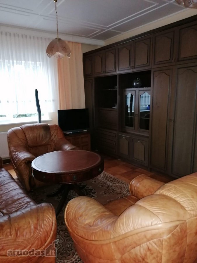 Puse namo 2 aukštas atskiras įėjimas, su - nuotraukos Nr. 2