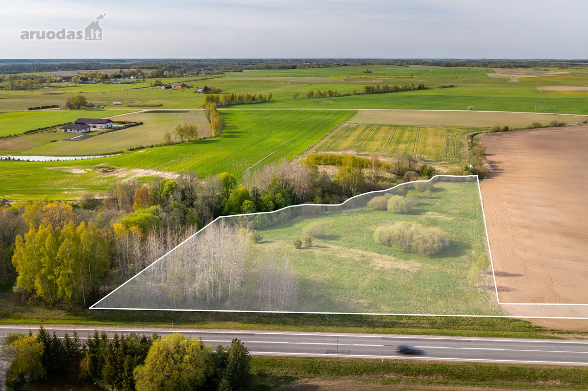 Parduodama sodybvietė 1,327 ha. Sklypas