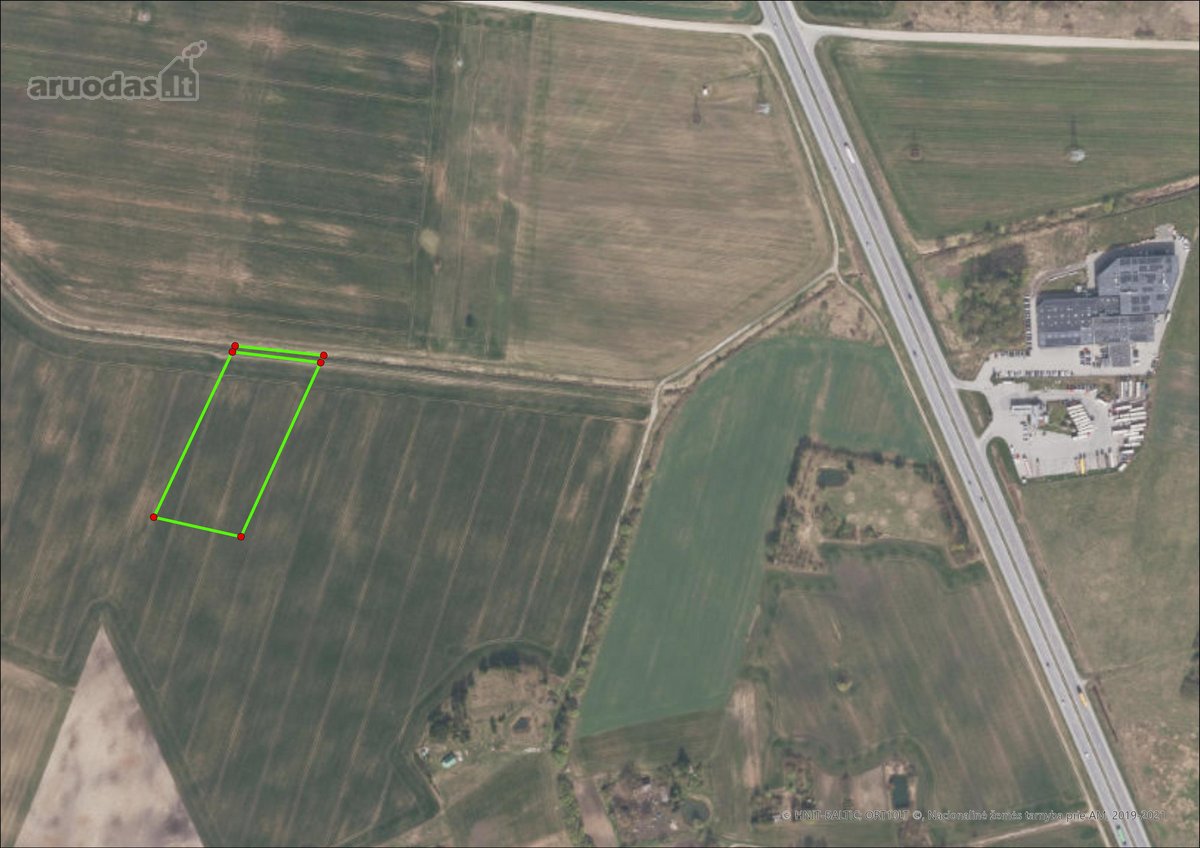Parduodamas 1.342 ha. arų žemės sklypas šalia