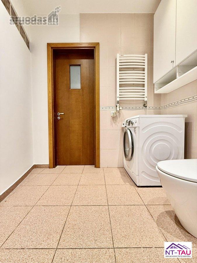Išnuomojamas erdvus 4 kambarių butas namo - nuotraukos Nr. 12