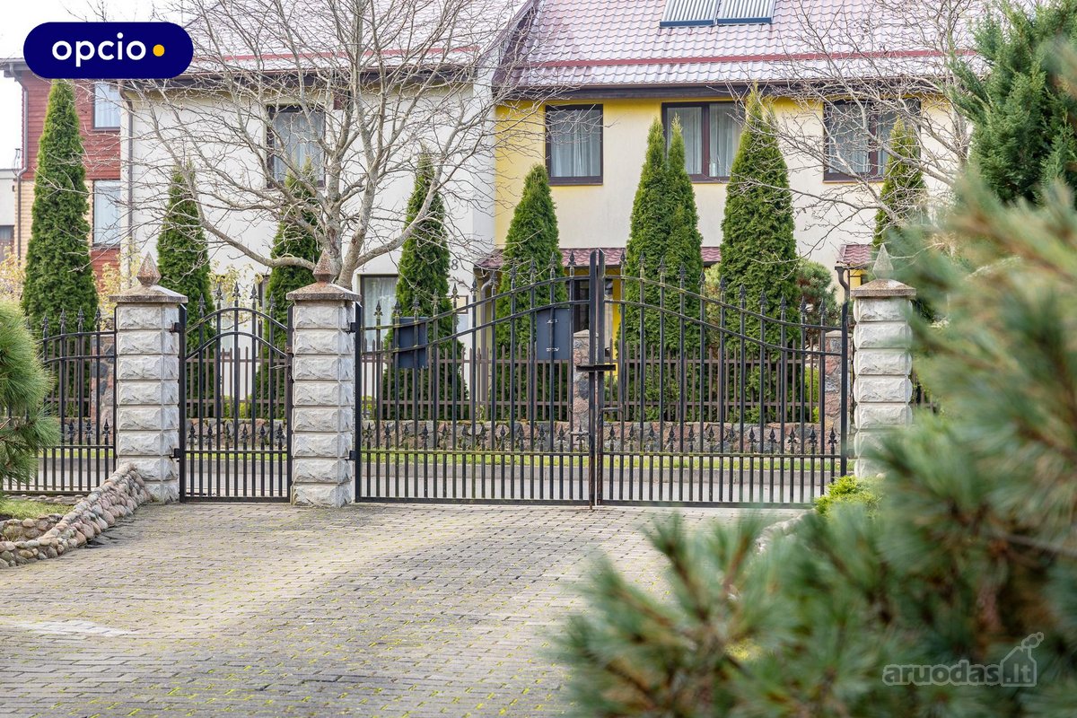Parduodama išskirtinė, renovuota namo dalis - nuotraukos Nr. 34