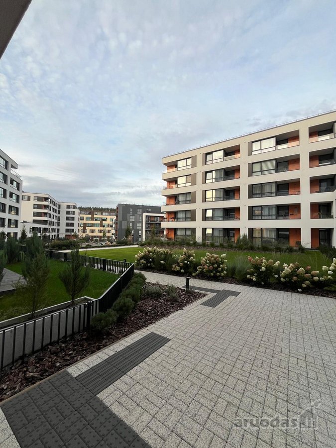 Išnuomojamas modernus ir šviesus 3 kambarių, - nuotraukos Nr. 21