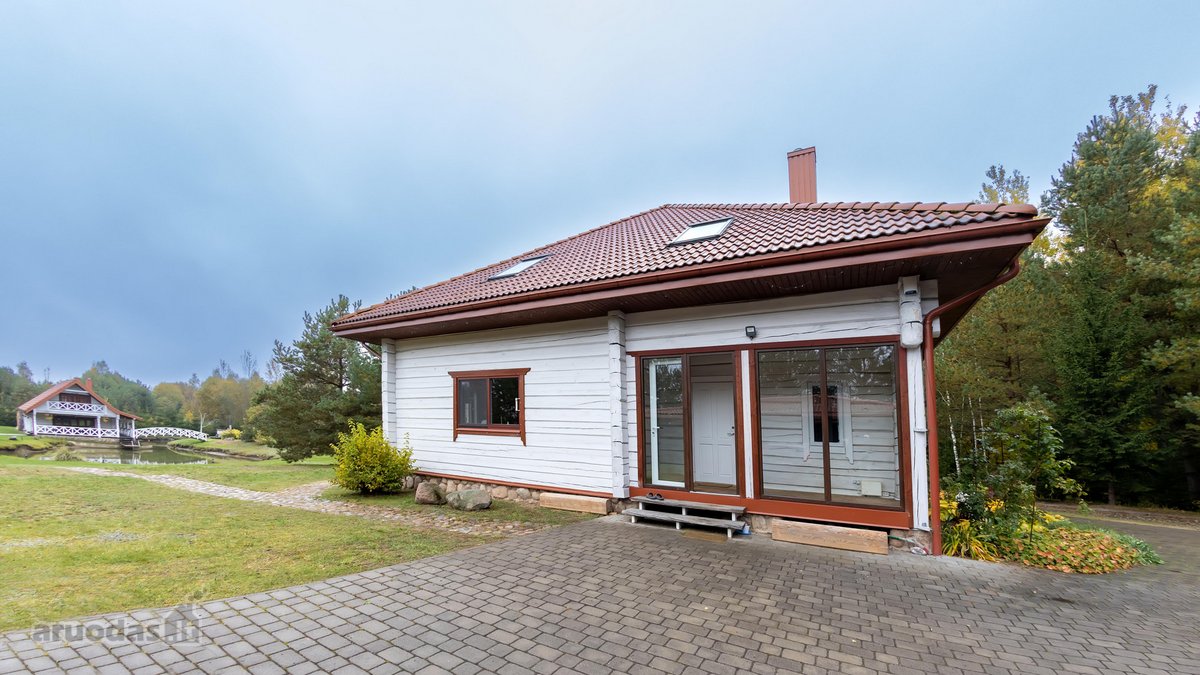 Parduodama išskirtinė rąstinė sodyba su - nuotraukos Nr. 7