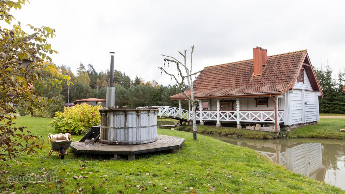 Parduodama išskirtinė rąstinė sodyba su - nuotraukos Nr. 30