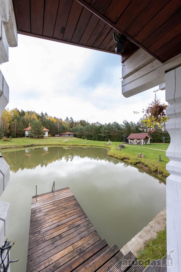 Parduodama išskirtinė rąstinė sodyba su - nuotraukos Nr. 33