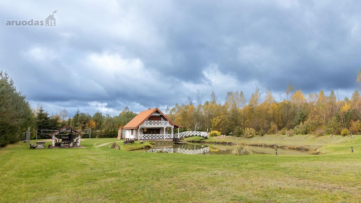 Parduodama išskirtinė rąstinė sodyba su - nuotraukos Nr. 50