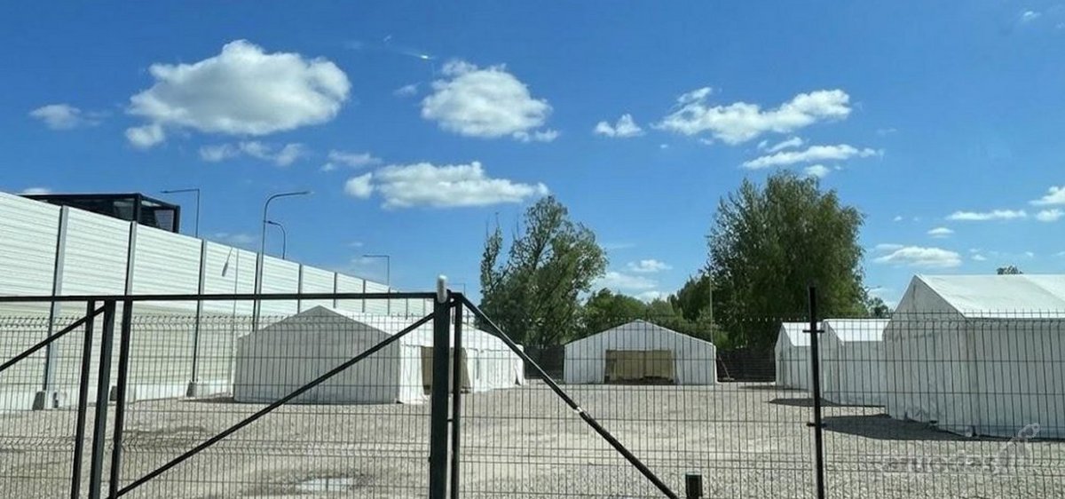 Sutankintos skaldos aikštelės nuomos kaina -