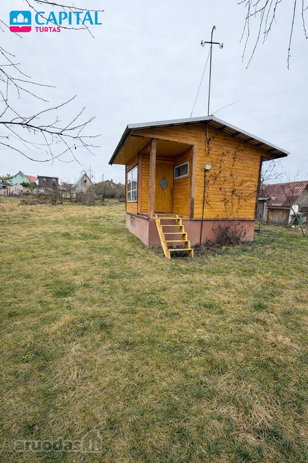 Parduodamas sodo sklypas su nameliu Prienuose
