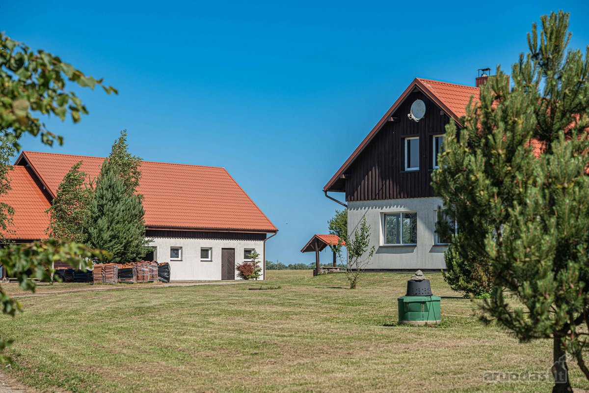 Parduodama Sodyba Su Erdviu Namu Ir 1,75 ha